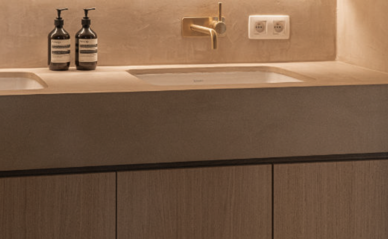 Decospan Shinnoki Milk Oak